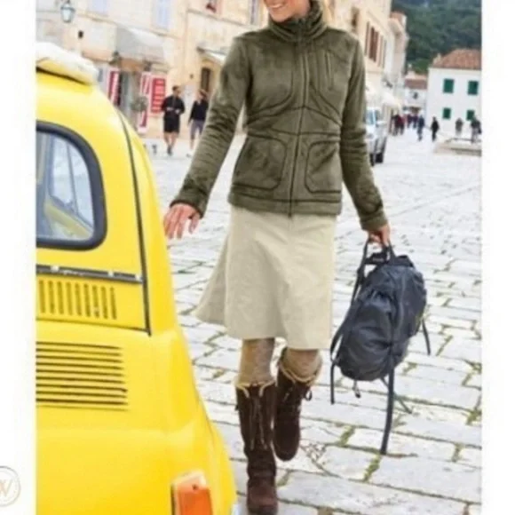 Athleta Corduroy Whenever Flare Mini Skirt in Cream Size 6 EUC - Picture 2 of 12